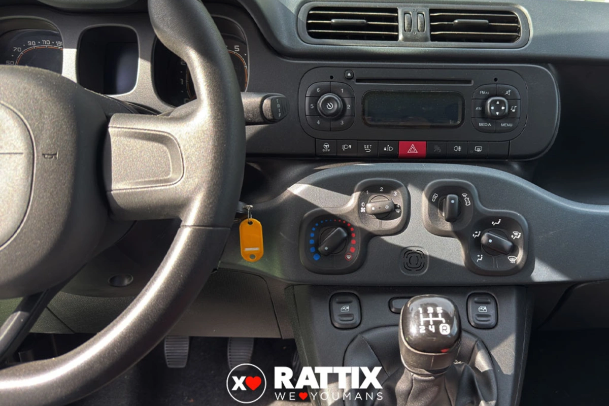FIAT Panda 1.2 Easy 69cv Panda 1.2 Easy 69cv